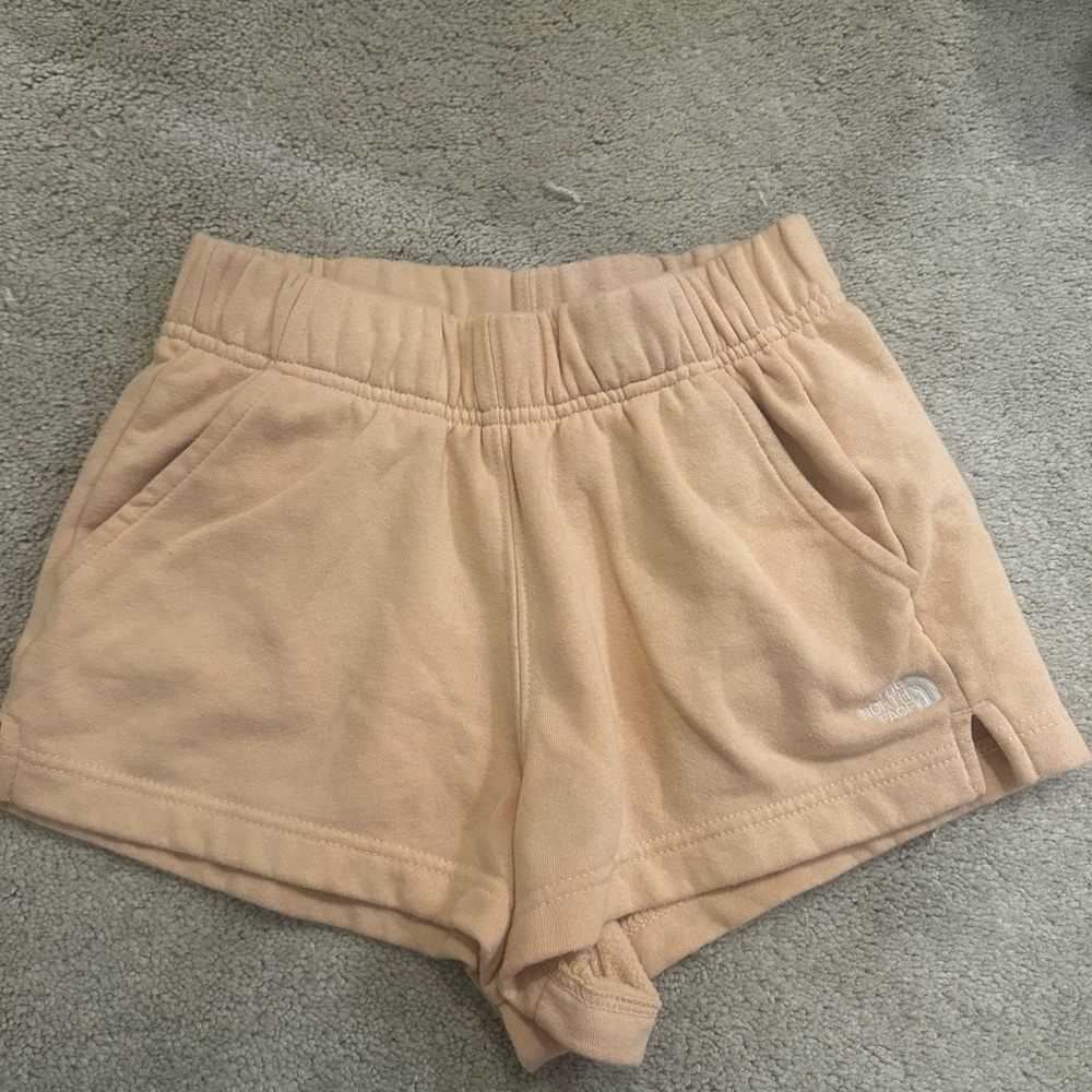Women’s peach Northface shorts size xs